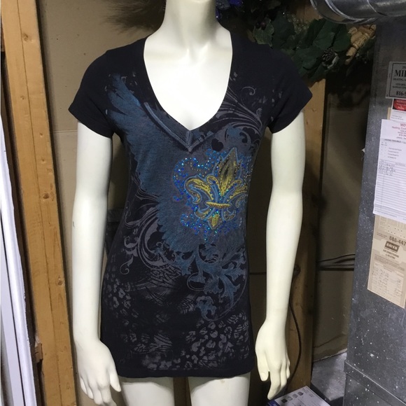 Love It Tee Shirt - Picture 3 of 16